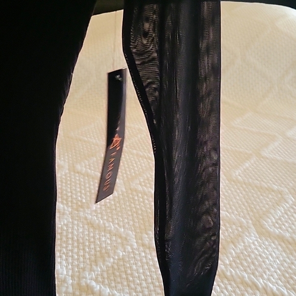 Almost famous dress new with tag - Picture 9 of 10